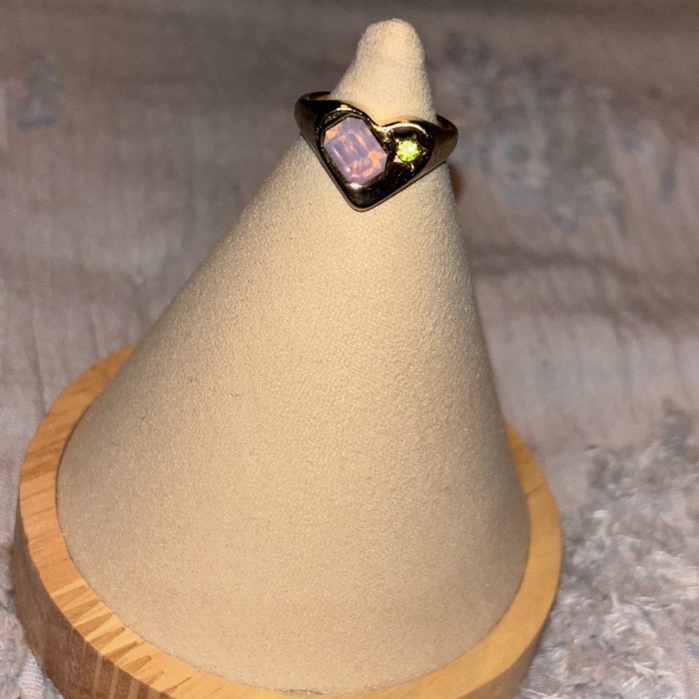 Gold ring with heart shape 
Size 8